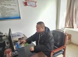 《榜樣在身邊》系列報(bào)道——莫正平、梁元 恒心堅(jiān)守鑄典范，砥礪前行綻光芒